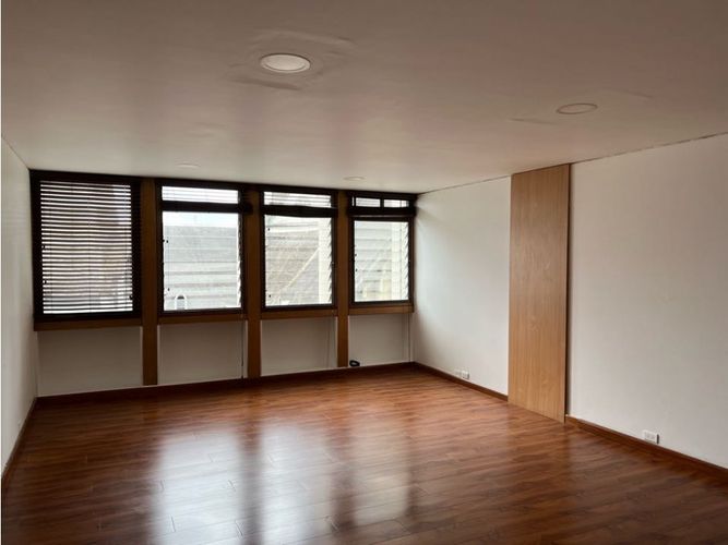 Oficina en arriendo en El Centro, Manizales, 28 m² · foto 2 de 24