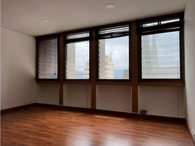Oficina en arriendo en El Centro, Manizales, 28 m² · foto 16 de 24