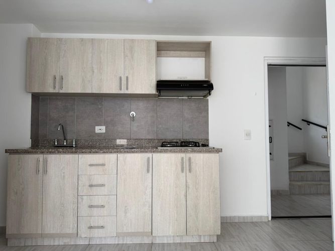 Apartaestudio en venta en Prados De Sabaneta, Sabaneta, 35 m² · foto 2 de 9