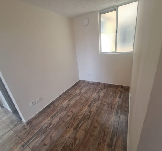 Apartamento de 3 alcobas en venta en La Prosperidad, Madrid, 56 m² · foto 5 de 12