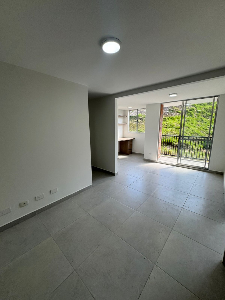 2BR Apartment in Cuchillas de san jose (55 m²) - 3