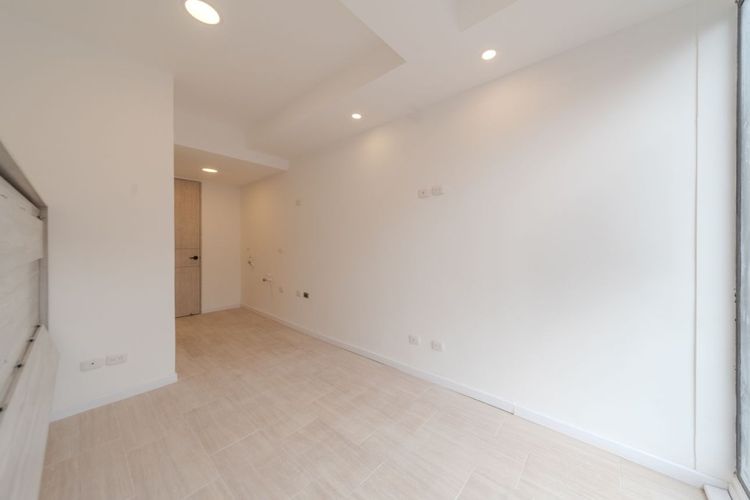 Apartamento de 1 alcoba en venta en Chicó Reservado, Bogotá, 17 m² · foto 3 de 13