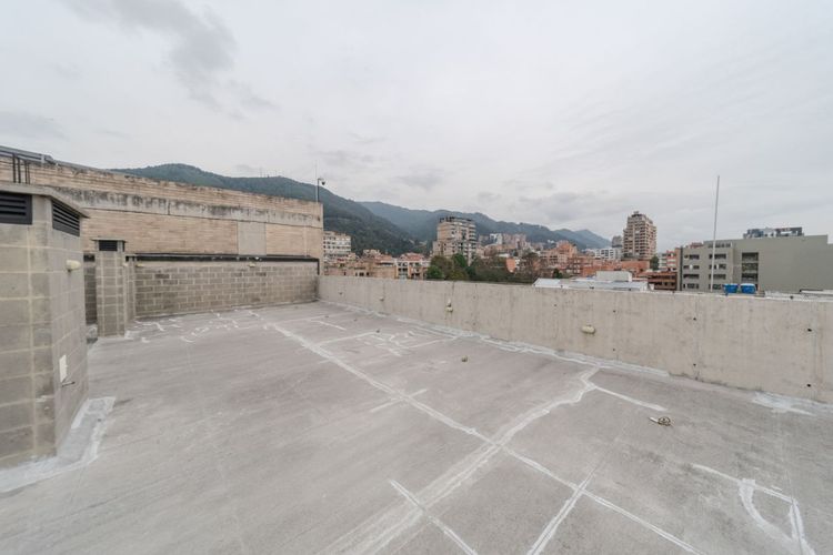 Apartamento de 1 alcoba en venta en Chicó Reservado, Bogotá, 17 m² · foto 9 de 13