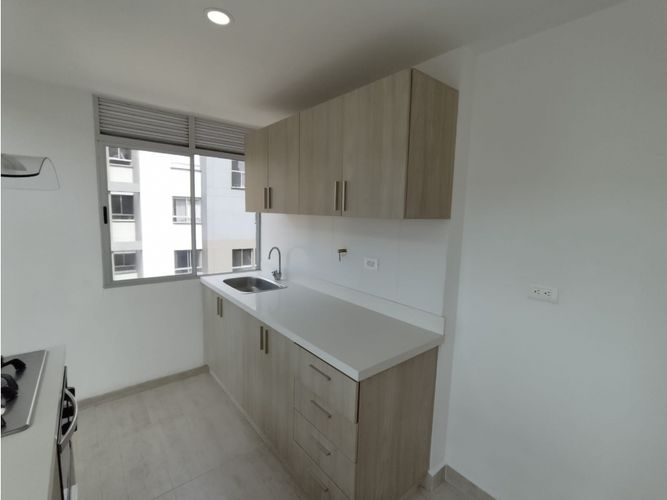 Apartamento de 3 alcobas en arriendo en Ub. Riogrande, Rionegro, 105 m² · foto 6 de 24