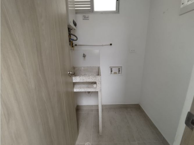 Apartamento de 3 alcobas en arriendo en Ub. Riogrande, Rionegro, 105 m² · foto 14 de 24