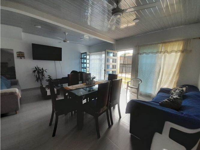 Casa de 3 alcobas en venta en Ricaurte, 98 m² · foto 4 de 24