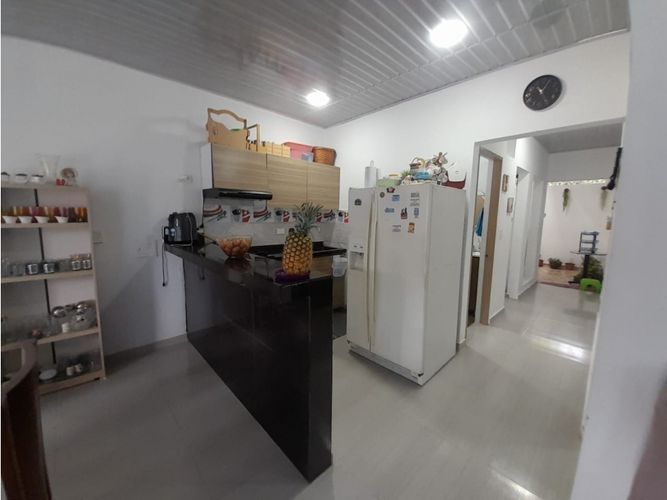 Casa de 3 alcobas en venta en Ricaurte, 98 m² · foto 9 de 24