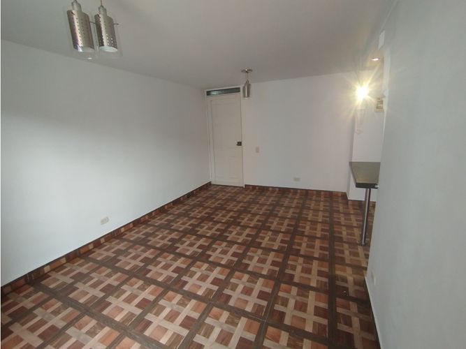 Apartamento de 3 alcobas en venta en San Gabriel, Bello, 58 m² · foto 5 de 15