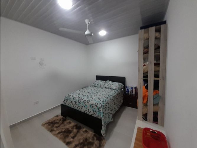 Casa de 3 alcobas en venta en Ricaurte, 98 m² · foto 19 de 24