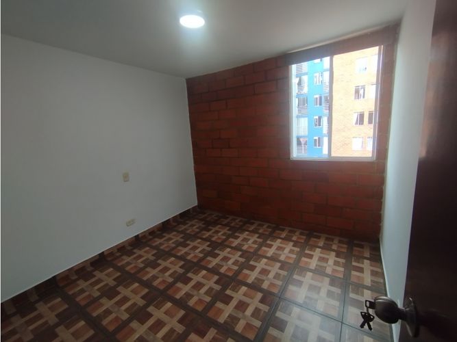 Apartamento de 3 alcobas en venta en San Gabriel, Bello, 58 m² · foto 8 de 15