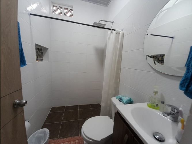 Casa de 3 alcobas en venta en Ricaurte, 98 m² · foto 22 de 24