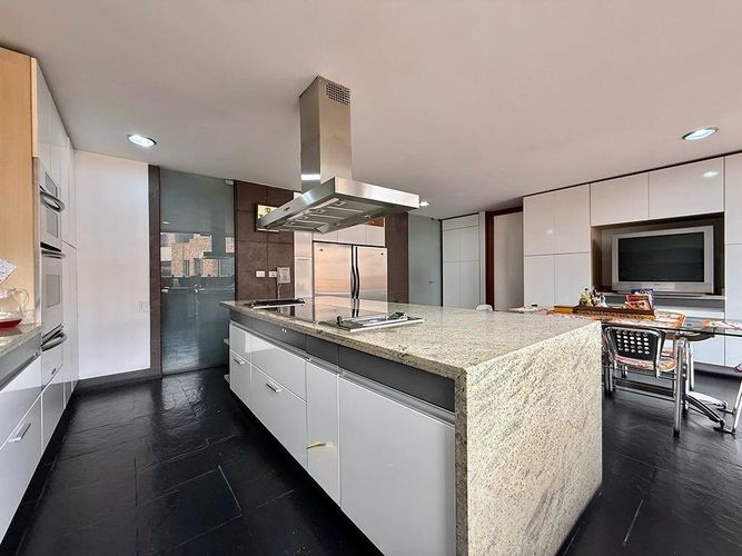 Apartamento de 4 alcobas en venta en Multicentro, Bogotá, 500 m² · foto 10 de 18