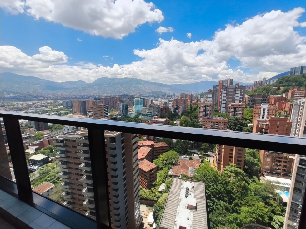 Apartamento en arriendo en Lalinde, Medellín · foto 14 de 24