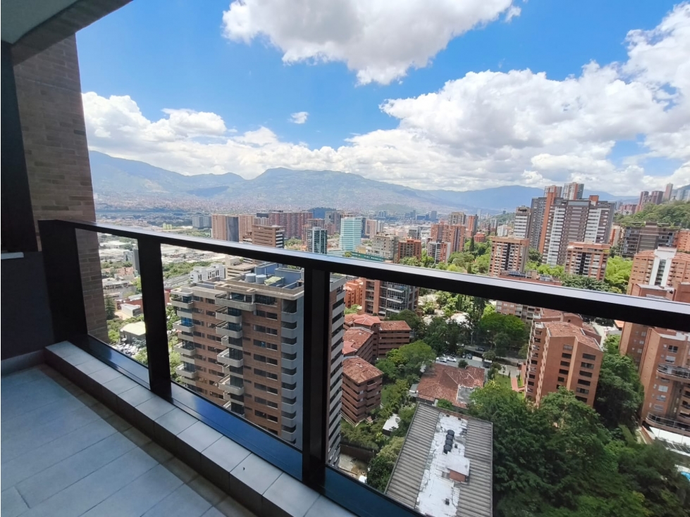 Apartamento en arriendo en Lalinde, Medellín · foto 18 de 24