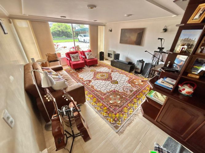 Casa de 4 alcobas en venta en San Jose De Bavaria, Bogotá, 237 m² · foto 5 de 24