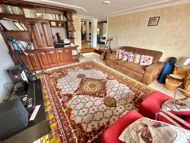 Casa de 4 alcobas en venta en San Jose De Bavaria, Bogotá, 237 m² · foto 6 de 24
