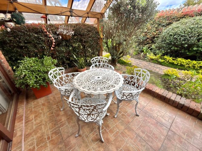 Casa de 4 alcobas en venta en San Jose De Bavaria, Bogotá, 237 m² · foto 10 de 24