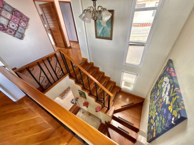 Casa de 4 alcobas en venta en San Jose De Bavaria, Bogotá, 237 m² · foto 13 de 24