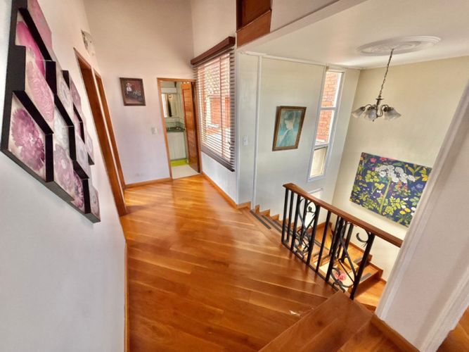 Casa de 4 alcobas en venta en San Jose De Bavaria, Bogotá, 237 m² · foto 15 de 24