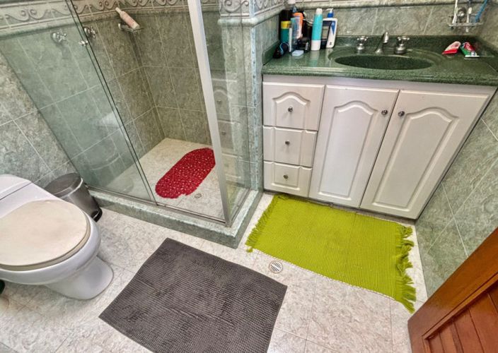 Casa de 4 alcobas en venta en San Jose De Bavaria, Bogotá, 237 m² · foto 19 de 24