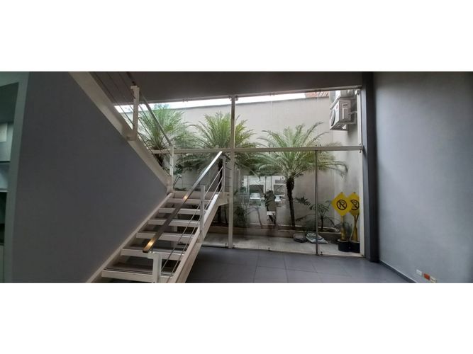 Local en arriendo en Santa Monica, Cali, 297 m² · foto 11 de 18