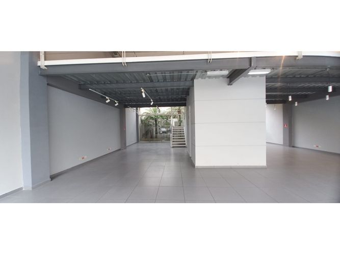 Local en arriendo en Santa Monica, Cali, 297 m² · foto 15 de 18