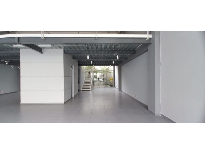 Local en arriendo en Santa Monica, Cali, 297 m² · foto 16 de 18