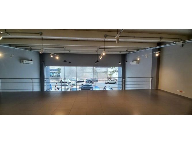 Local en arriendo en Santa Monica, Cali, 297 m² · foto 18 de 18