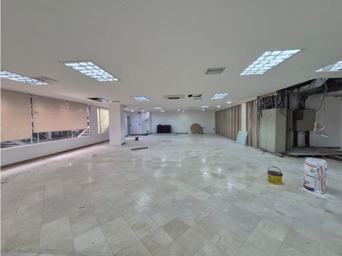 Oficina en arriendo en Menga, Cali, 650 m² · foto 13 de 16