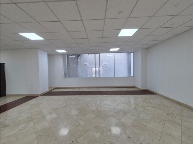 Oficina en arriendo en Menga, Cali, 1506 m² · foto 5 de 16