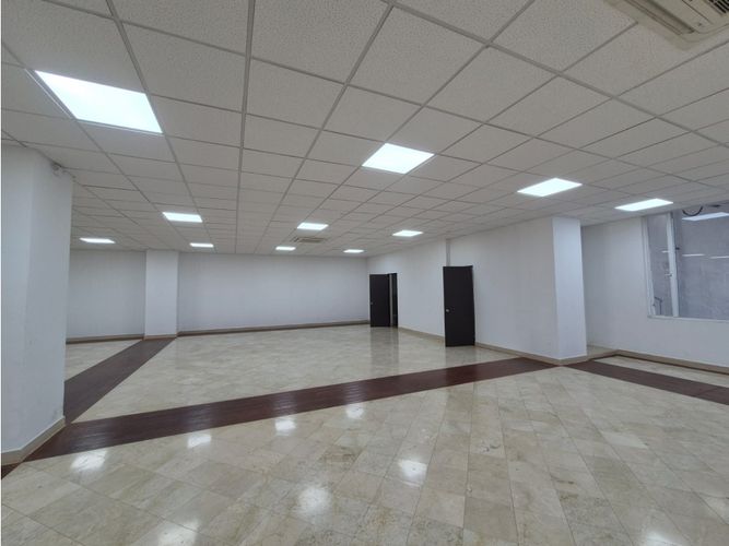Oficina en arriendo en Menga, Cali, 1506 m² · foto 7 de 16