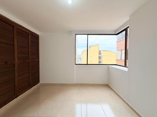 Apartamento de 4 alcobas en venta en Cabecera Del Llano, Bucaramanga, 134 m² · foto 9 de 13