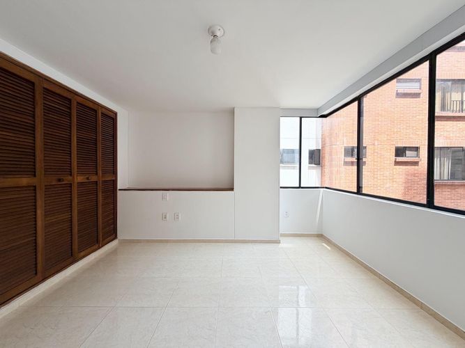Apartamento de 4 alcobas en venta en Cabecera Del Llano, Bucaramanga, 134 m² · foto 11 de 13