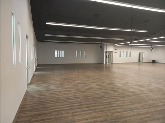 Oficina en arriendo en Menga, Cali, 1574 m² · foto 8 de 20