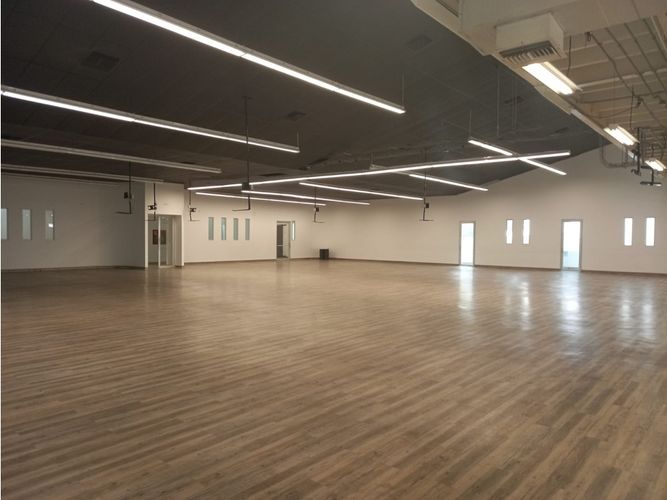 Oficina en arriendo en Menga, Cali, 1574 m² · foto 9 de 20