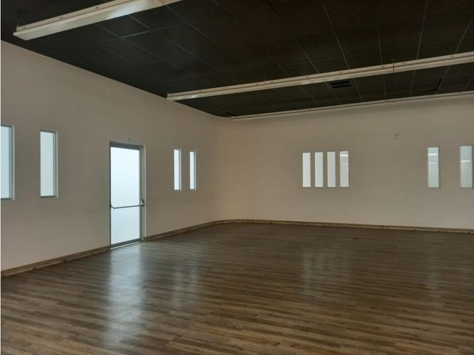 Oficina en arriendo en Menga, Cali, 1574 m² · foto 12 de 20