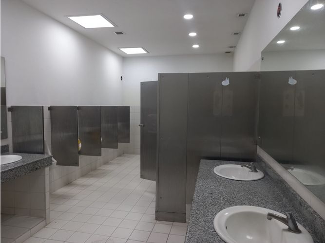 Oficina en arriendo en Menga, Cali, 1574 m² · foto 19 de 20