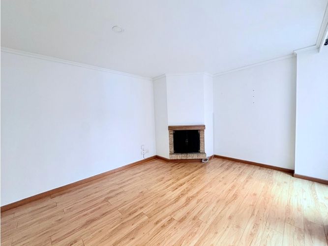 Apartamento en venta en Bella Suiza, Bogotá · foto 9 de 24
