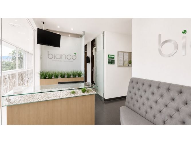Consultorio en venta en Patio Bonito, Medellín, 88 m² · foto 2 de 12