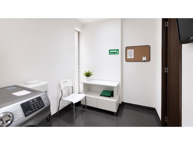 Consultorio en venta en Patio Bonito, Medellín, 88 m² · foto 11 de 12