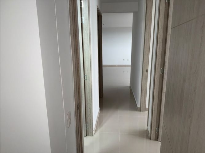 Apartamento de 3 alcobas en venta en Santa Isabel, Cali, 98 m² · foto 10 de 18