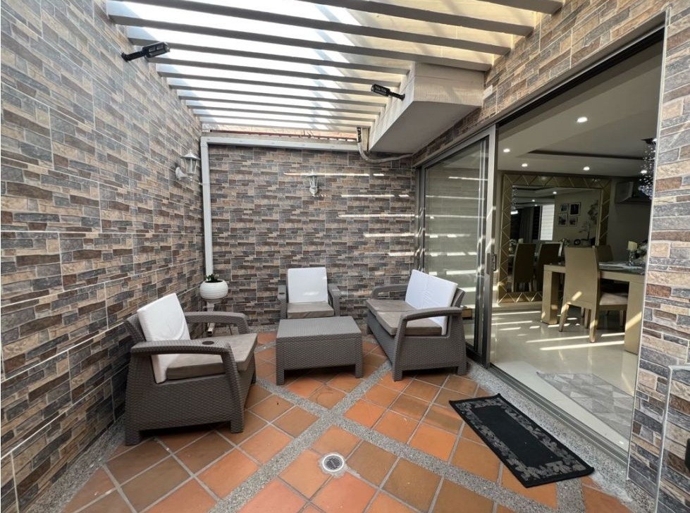 Casa en venta en Ciudad Jardin, Barranquilla · foto 3 de 24