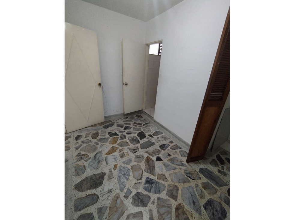 Apartamento en arriendo en Laureles, Medellín · foto 7 de 13