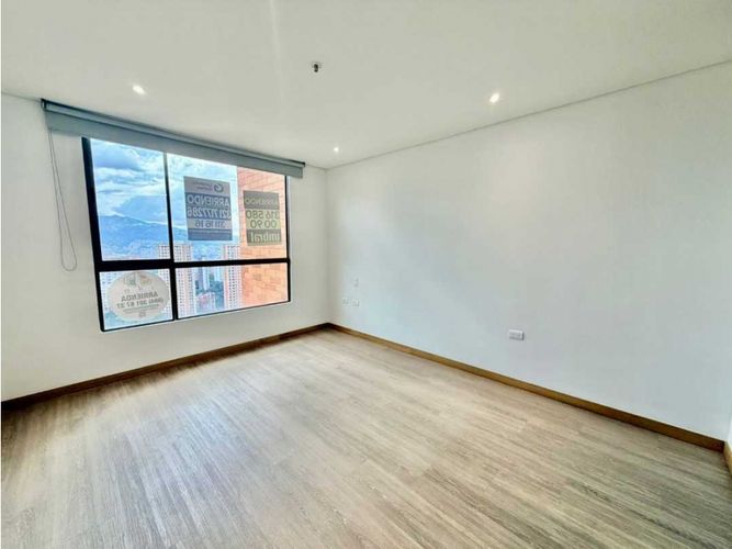 Apartaestudio en venta en El Tesoro, Medellín, 67 m² · foto 10 de 18