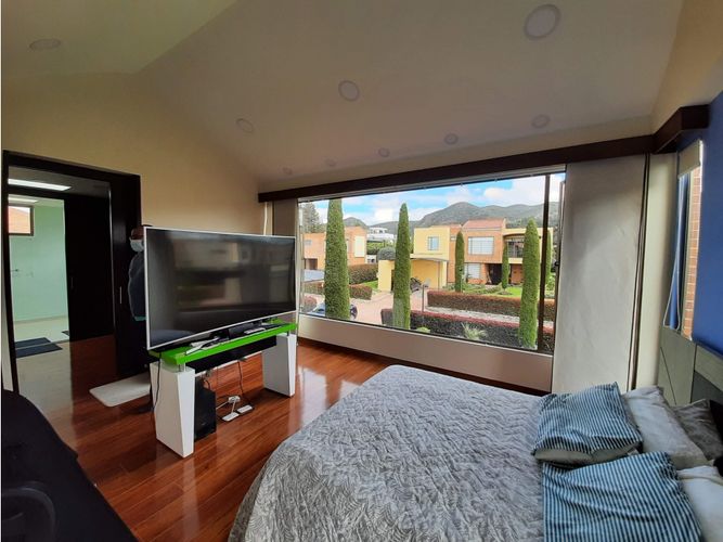 Casa de 3 alcobas en venta en Parcelas, Cota, 232 m² · foto 12 de 24