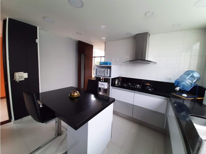 Casa de 3 alcobas en venta en Parcelas, Cota, 232 m² · foto 16 de 24
