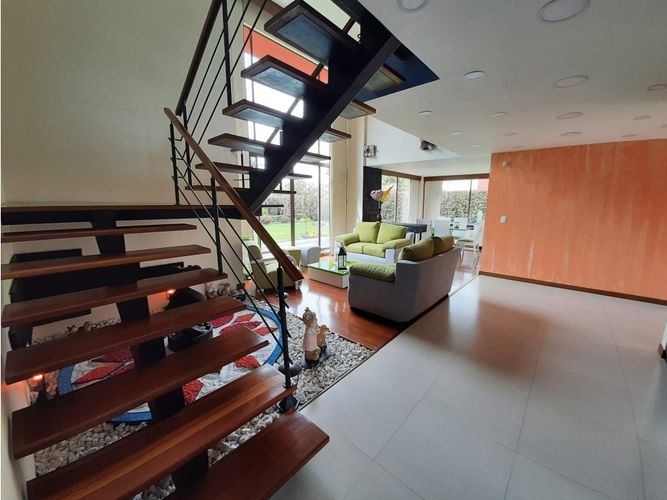 Casa de 3 alcobas en venta en Parcelas, Cota, 232 m² · foto 24 de 24