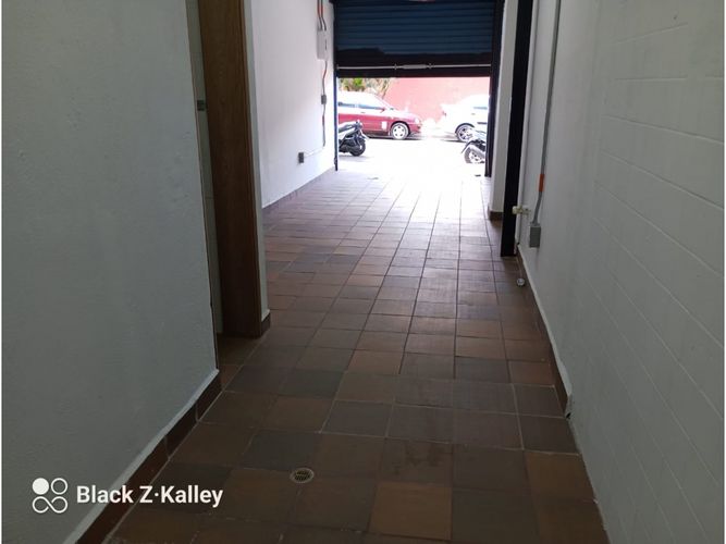 Local en arriendo en Belén Rosales, Medellín, 25 m² · foto 4 de 4