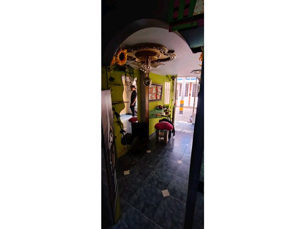 Casa en venta en Castilla, Bogotá · foto 3 de 19