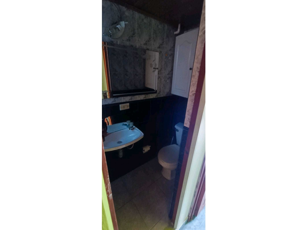 Casa en venta en Castilla, Bogotá · foto 8 de 19